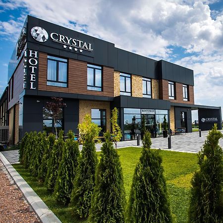 Hotel Crystal Pecinci Ngoại thất bức ảnh