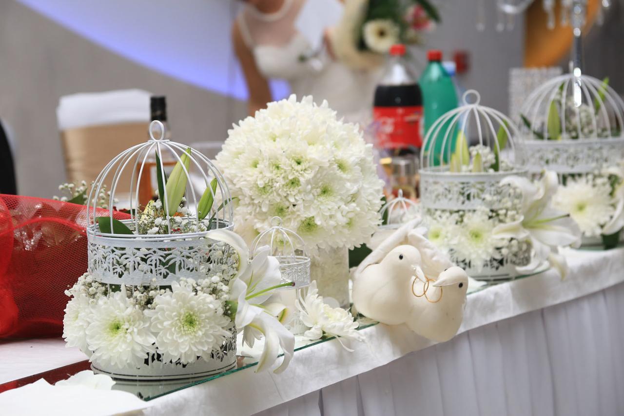 Hotel Crystal Pecinci Ngoại thất bức ảnh