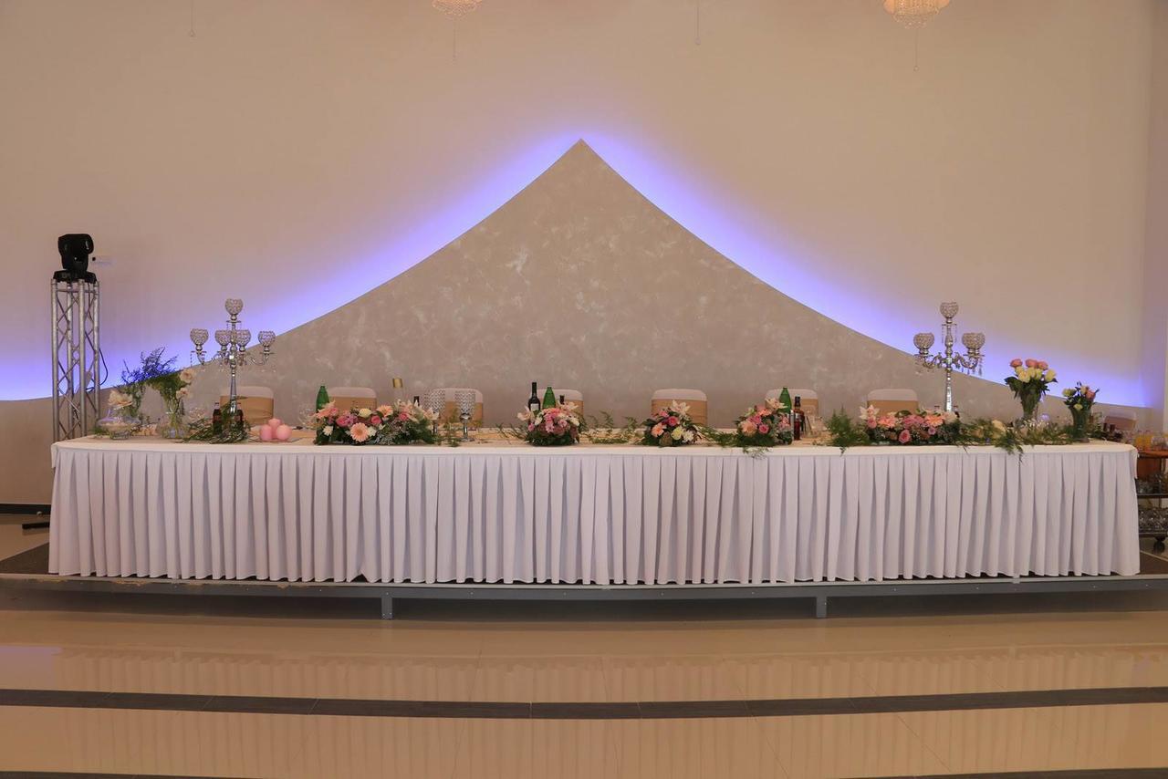 Hotel Crystal Pecinci Ngoại thất bức ảnh