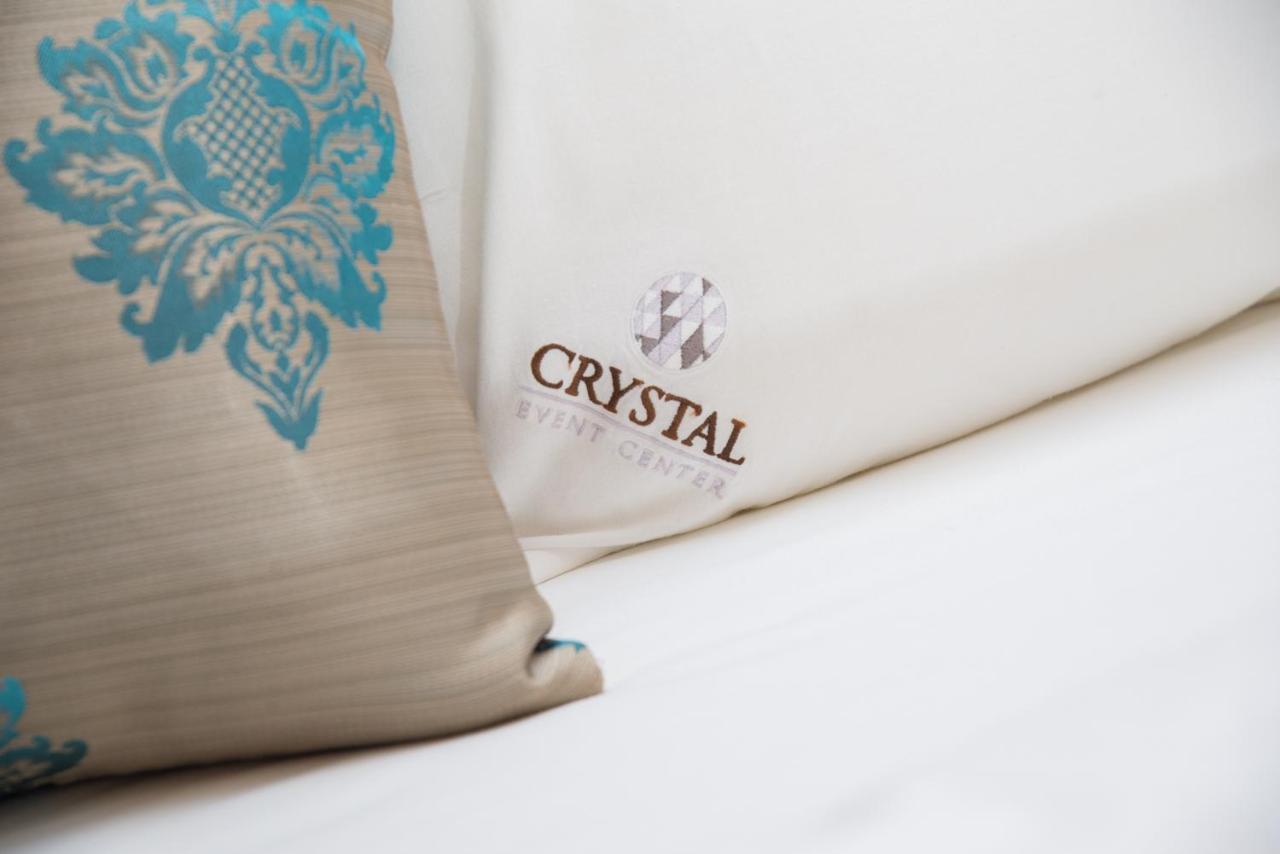 Hotel Crystal Pecinci Ngoại thất bức ảnh